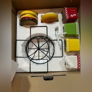 Colorful Cheeseburger serving Set with Holder